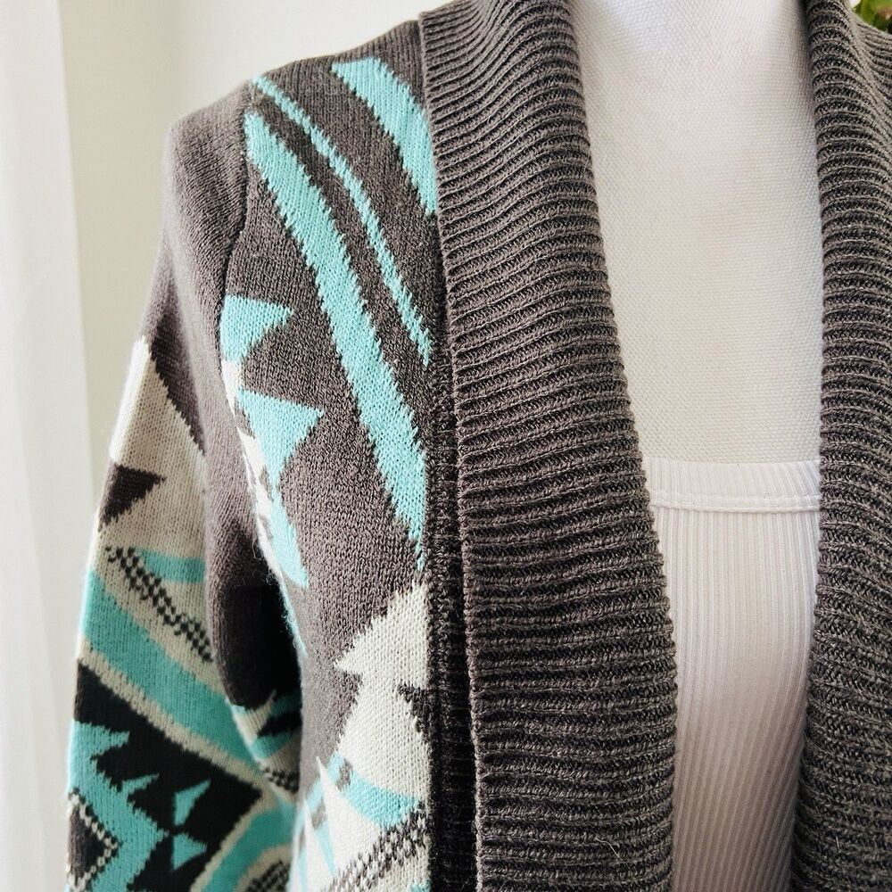 Eddie Bauer Turquoise and Gray Aztec Patterned Cardigan Sweater. Size M. EUC. - Picture 3 of 9